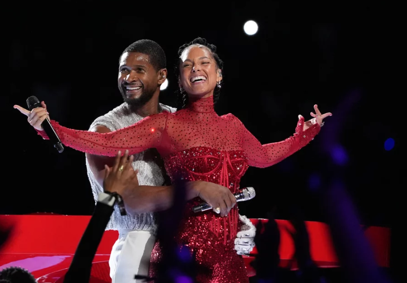 Alicia Keys and Usher performs 